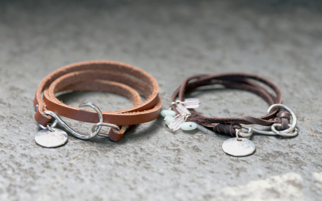 Barbless circle hook bracelets