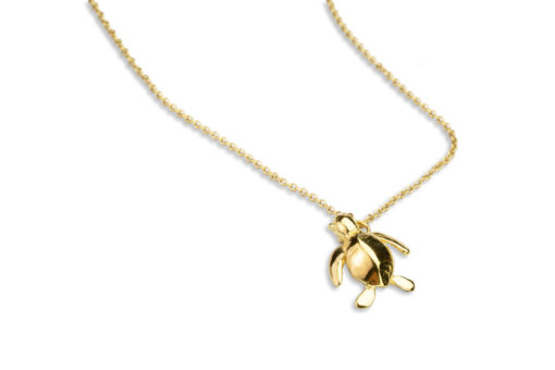 AK honu iki necklace gold close