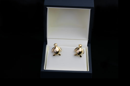 AK honu cufflinks gold in box