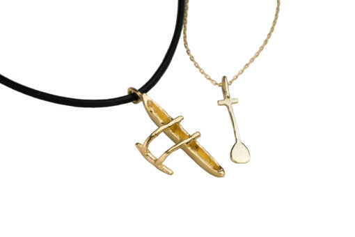 kialoa canoe + paddle necklaces close