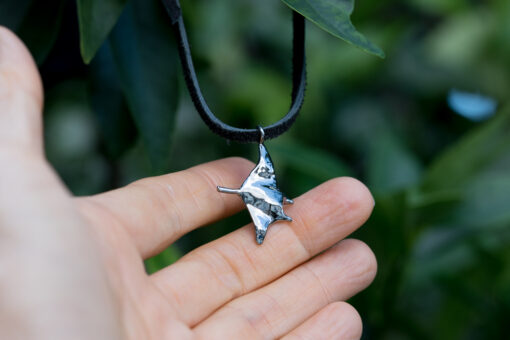 Manta ray bracelet - ruthenium plated