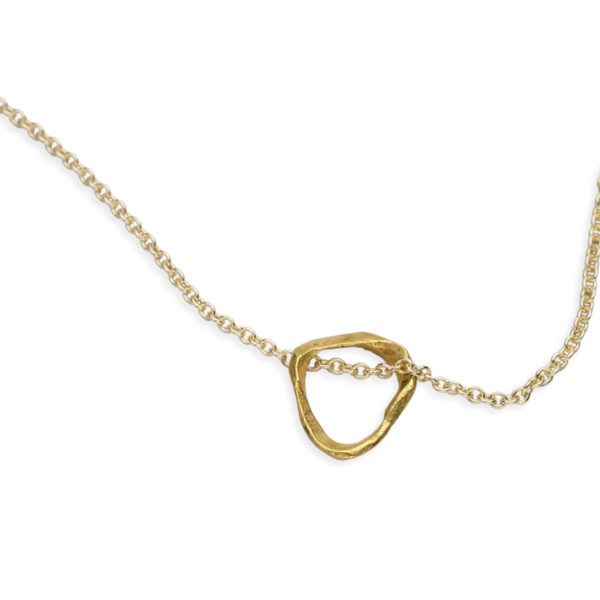 Ola Wai Simplicity necklace Gold close